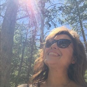 Meet your Posher, Marla